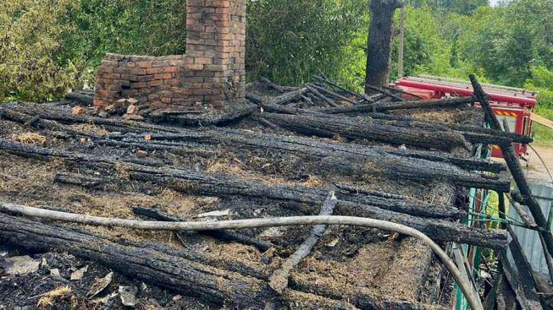 РФ безпілотником атакувала будинок у Семенівській громаді на Чернігівщині, в якому жила родина переселенців