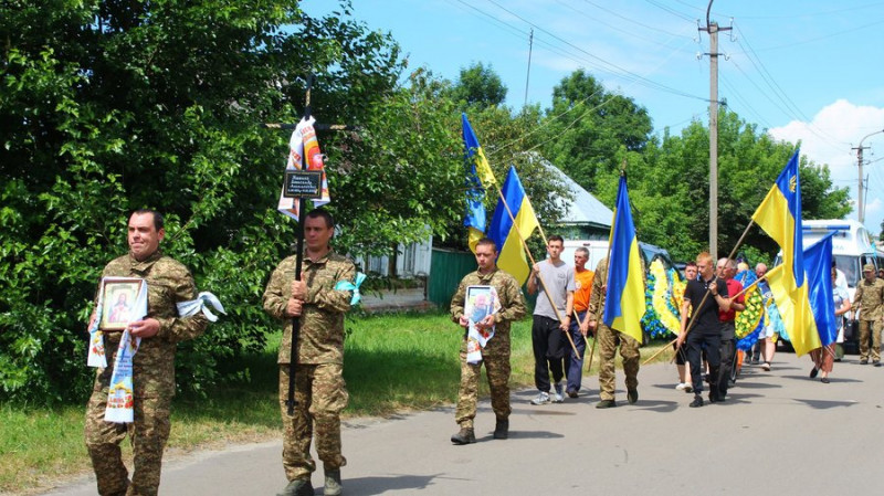 З шістьма захисниками України попрощались на Чернігівщині 15 липня