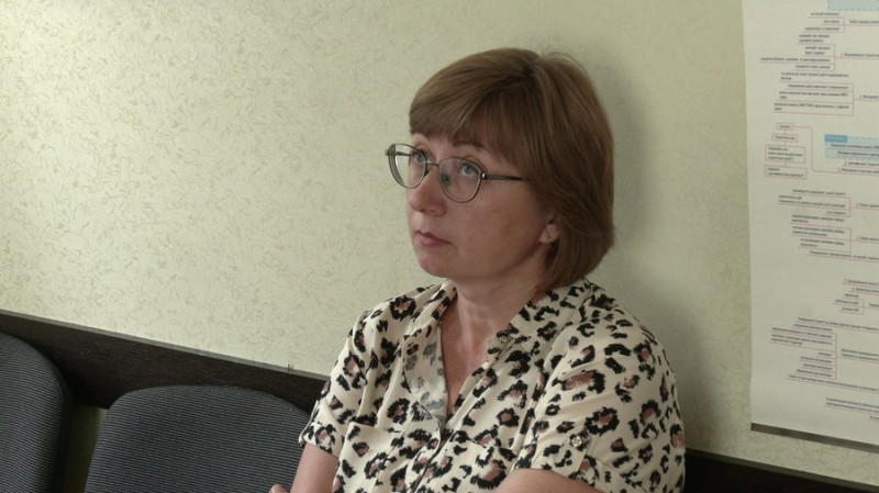 Директорка гімназії з Чернігівщини зізналася у причетності до справи щодо ухилення від мобілізації