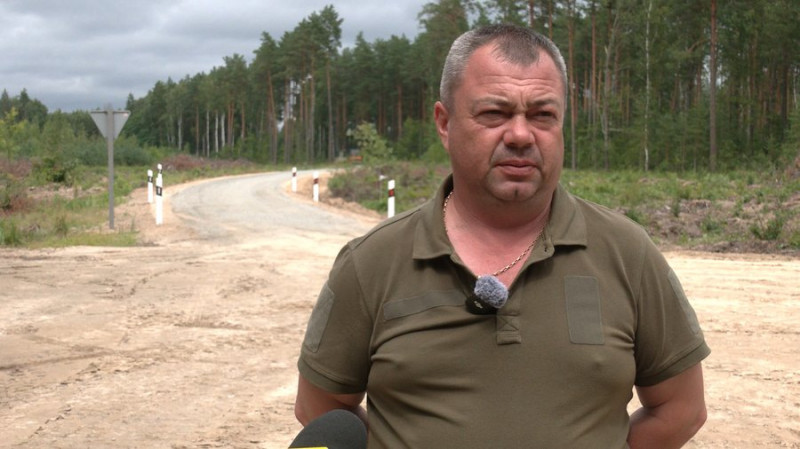 "Покращить сполучення між населеними пунктами": на Чернігівщині за понад два млн грн реконструюють лісову дорогу