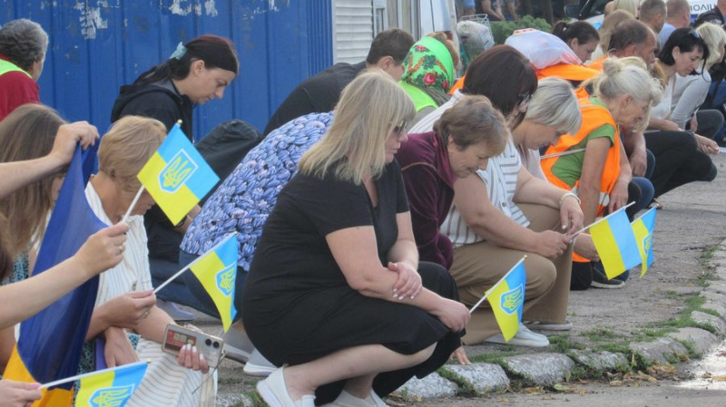 На Чернігівщині попрощались із захисниками Максимом Никитенком та Сергієм Козієм