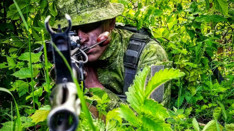 Кавалер ордена "За мужність" Артем Панчик: біля Ягідного ми воювали з генералом Ніколюком, він "задвухсотив" двох росіян