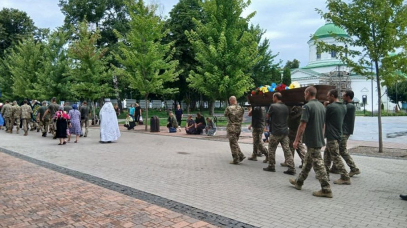 На Чернігівщині попрощалися з двома захисниками: Юрієм Шестаковим та Олександром Ситенком