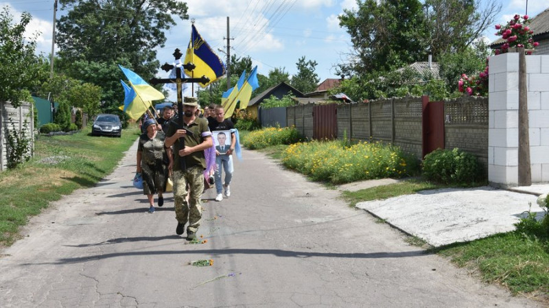 З шістьма захисниками України попрощались на Чернігівщині 15 липня