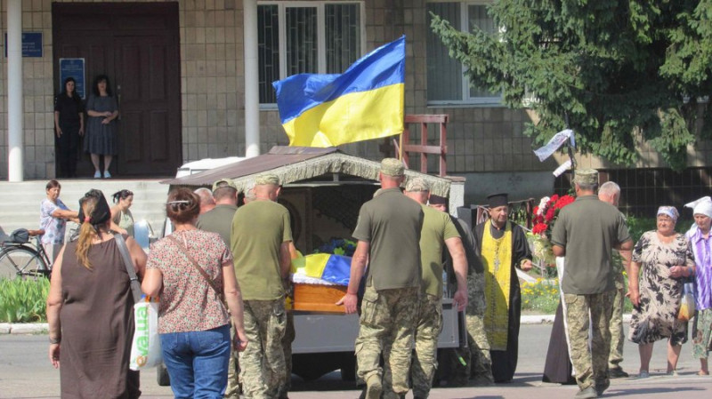 З шістьма захисниками України попрощались на Чернігівщині 15 липня