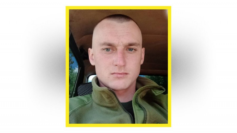 Попрощалися із захисниками з Чернігівщини Дмитром Білобловським та Данилом Смоліговцем