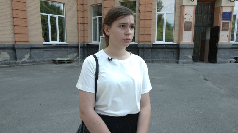 Без репетиторів і попри "дистанційку" дівчина з прикордоння Чернігівщини склала НМТ на 200 балів з двох предметів