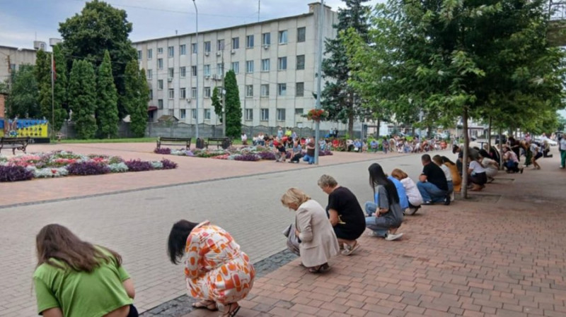 На Чернігівщині попрощалися з двома захисниками: Юрієм Шестаковим та Олександром Ситенком
