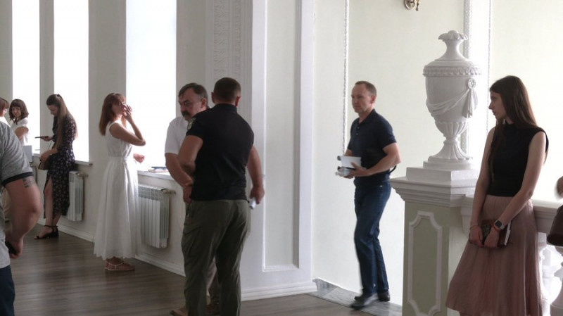 Візит Владислава Атрошенка, пропозиція повернути Ломака на посаду секретаря: як у Чернігові пройшла сесія
