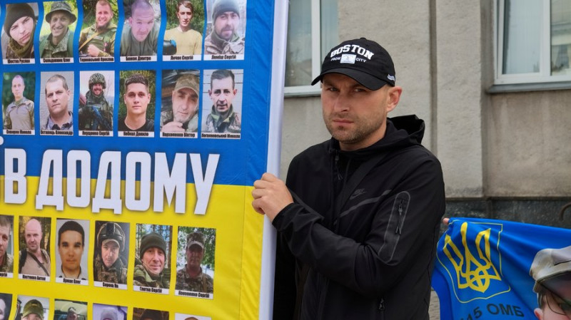 У Ніжині відбулася акція на підтримку безвісти зниклих та військовополонених
