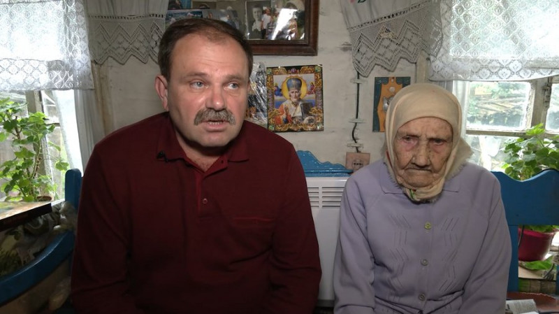 Придумує жарти, має гарну пам'ять: найстарша жителька Новгород-Сіверщини Олена Іоськова відзначила 102-й день народження