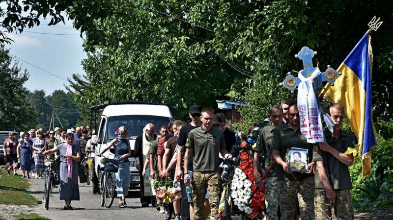 З шістьма захисниками України попрощались на Чернігівщині 15 липня