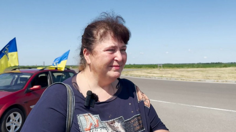 Схуд на 35 кілограмів та сумував за сонцем: у Прилуках зустріли Олексія Кузьменка, який повернувся з полону