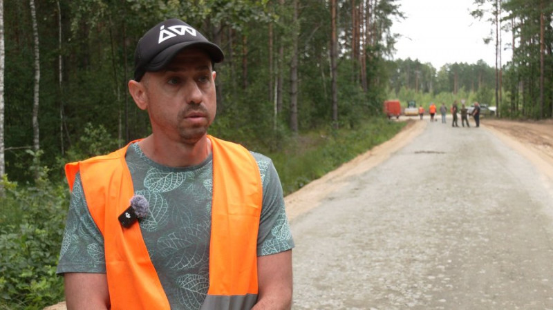 "Покращить сполучення між населеними пунктами": на Чернігівщині за понад два млн грн реконструюють лісову дорогу