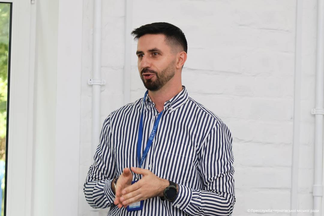 Громадські консультації в Чернігові: шлях до створення Хабу на базі КНП «Ветеранський простір»