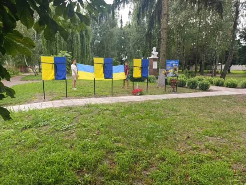 На Чернігівщині увічнили пам’ять трьох захисників, які загинули на війні (Фото)