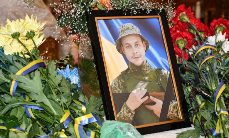 Ніжин прощався зі своїм Захисником