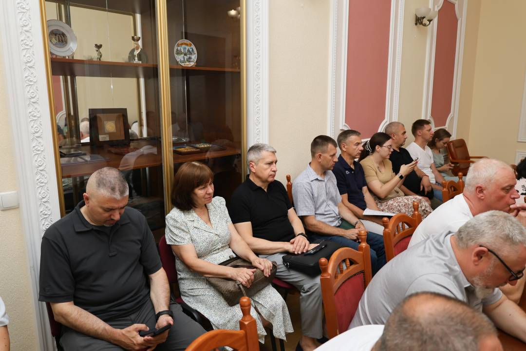 Підготовка до зими, нова система оповіщення та відновлення житла — серед тем загальноміської наради