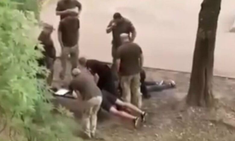 Поліцейський перевищив службові повноваження під час затримання чоловіка в Чернігові: прокурори розпочали розслідування