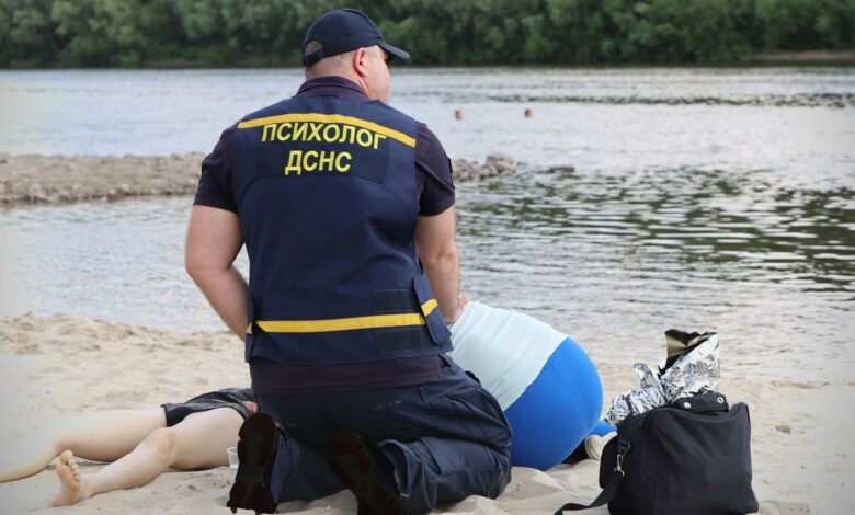 Потонула на очах у відпочивальників: подробиці трагедії на пляжі «Золотий берег» у Чернігові (Фото)