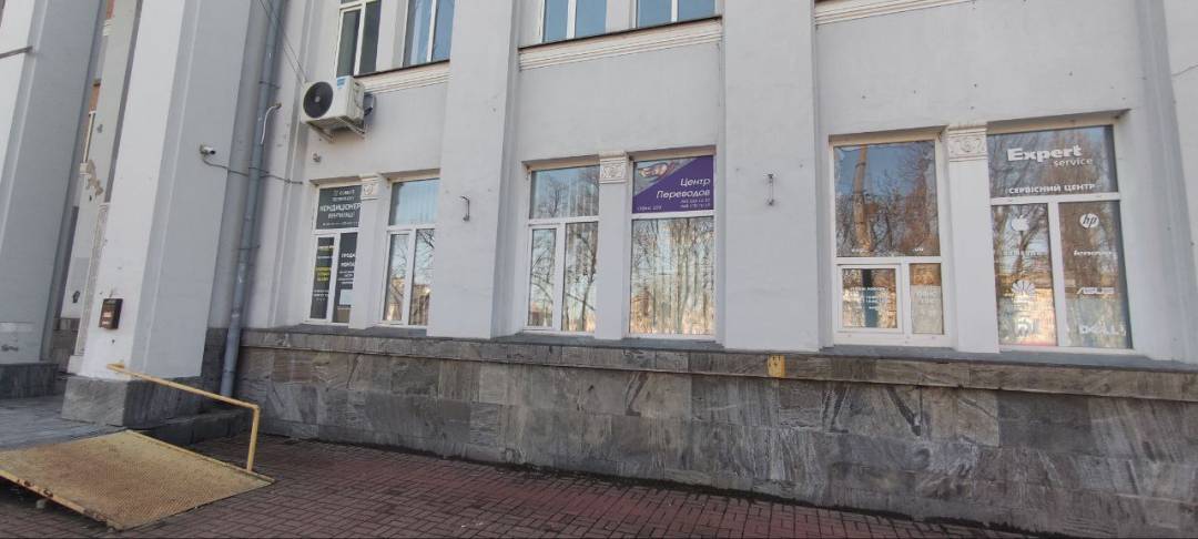 Продовжується робота з демонтажу незаконно встановлених об’єктів на території міста