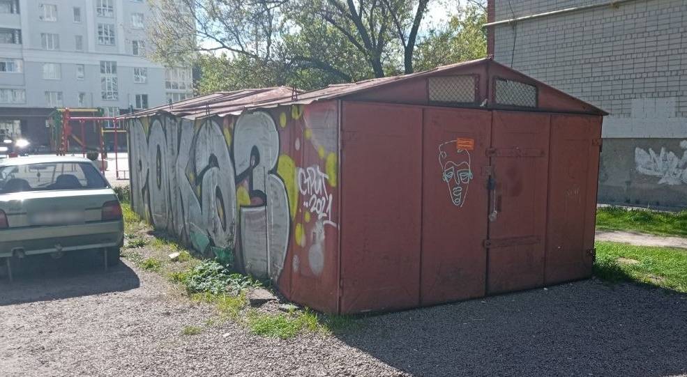 Продовжується робота з демонтажу незаконно встановлених об’єктів на території міста