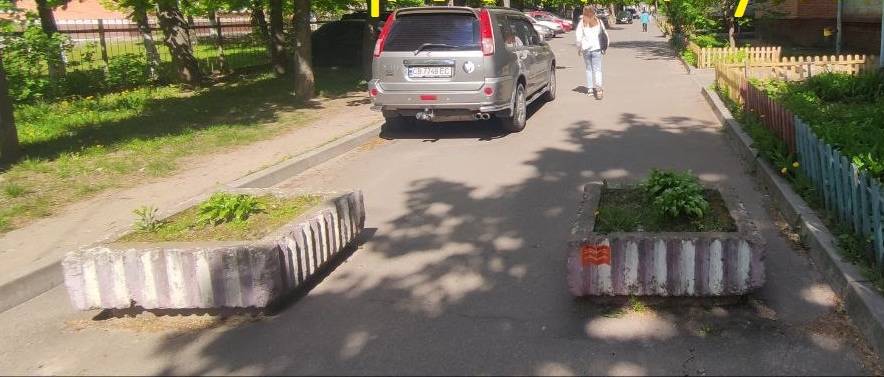 Продовжується робота з демонтажу незаконно встановлених об’єктів на території міста