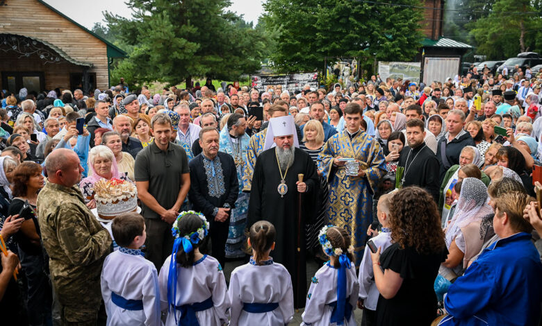 Родини загиблих Героїв Сосниччини взяли участь у Всеукраїнській прощі