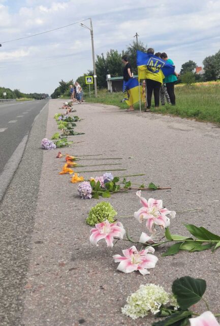 Серце зупинилося через хворобу: на Чернігівщині поховали захисника, старшого сержанта