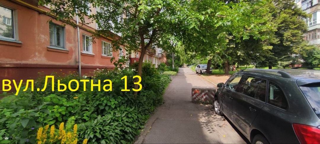 У Чернігові демонтують ще понад 30 незаконних тимчасових споруд