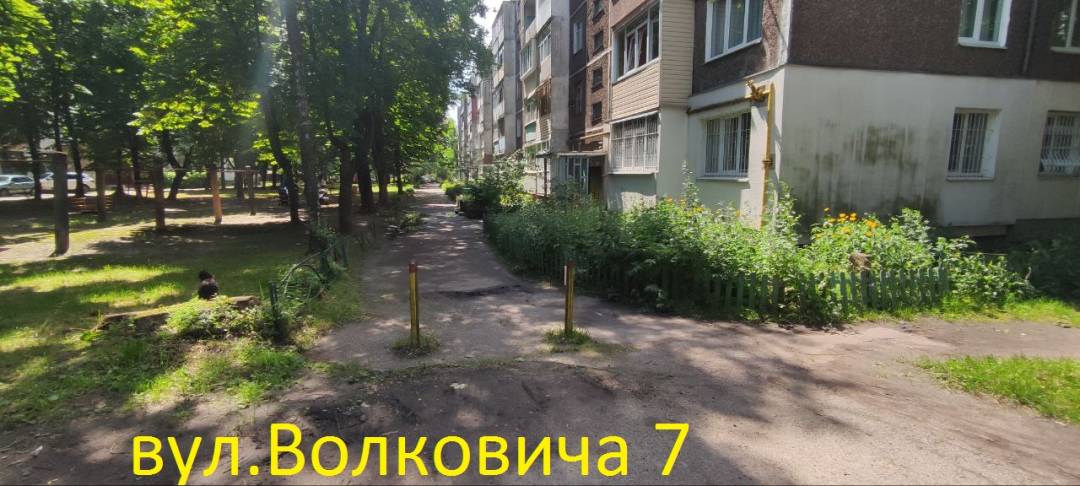 У Чернігові демонтують ще понад 30 незаконних тимчасових споруд