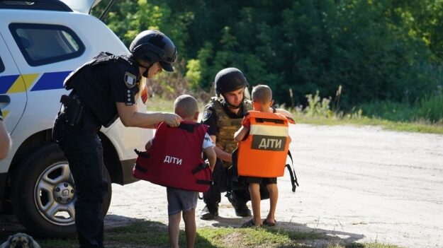 У п’ятикілометровій зоні на прикордонні Чернігівщини залишаються понад 700 людей