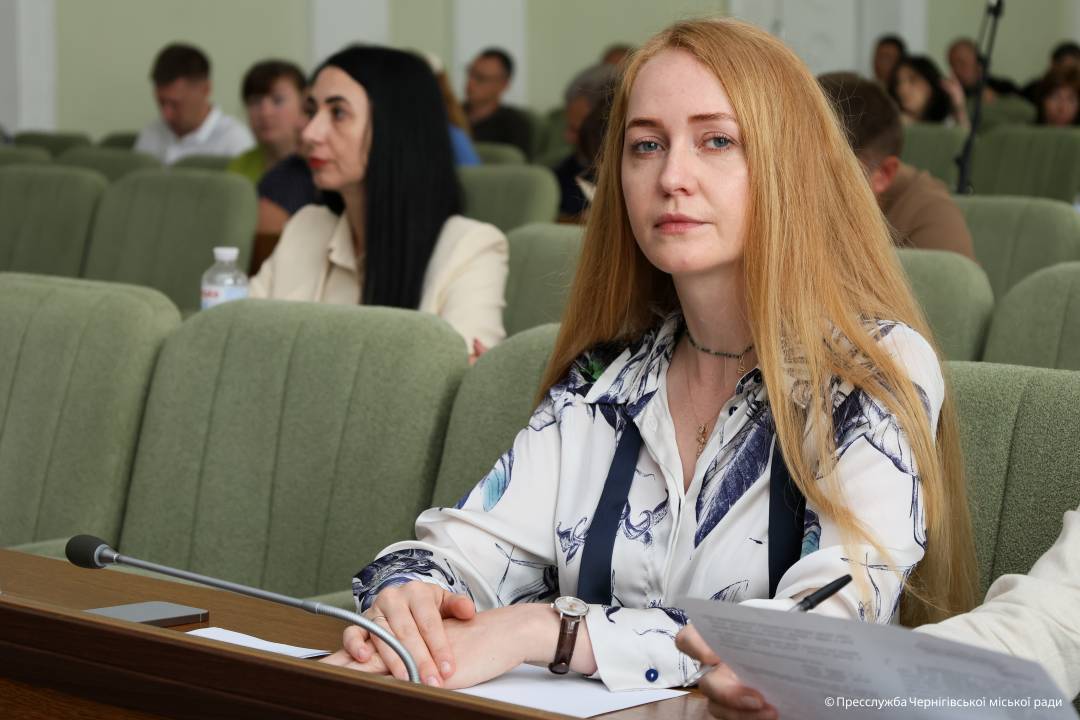 У роботі другого засідання 45-ї (позачергової) сесії Чернігівської міської ради VIII скликання оголошено перерву