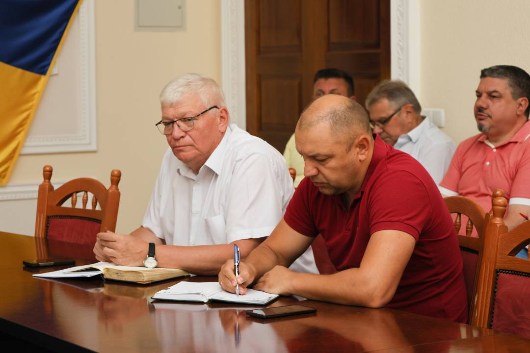 Загальноміська нарада: належний супровід ветеранів війни при наданні послуг, опалювальний сезон, ремонтні роботи на міських об’єктах