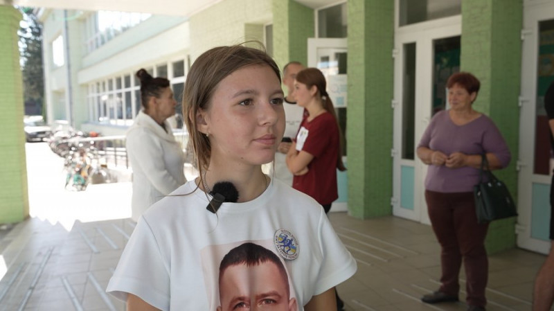 "Важливо, щоб пам’ятали мого тата": у Мені на Чернігівщині відбувся забіг у памʼять про загиблих захисників та захисниць