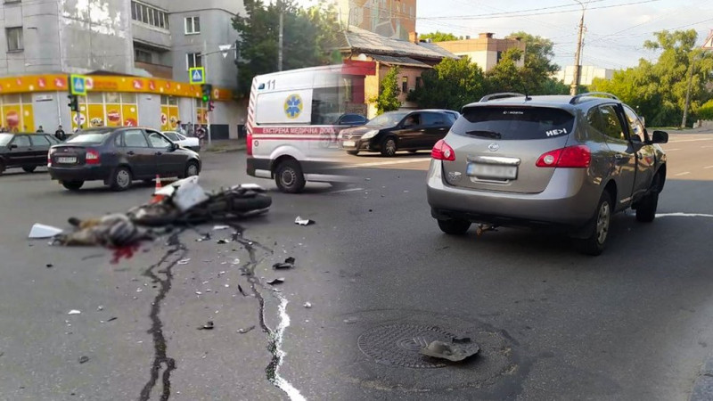 На Чернігівщині внаслідок ДТП загинув мотоцикліст