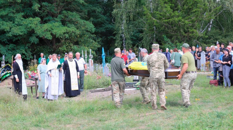 На Чернігівщині попрощалися з Віктором Забіякою, якого понад рік вважали зниклим безвісти