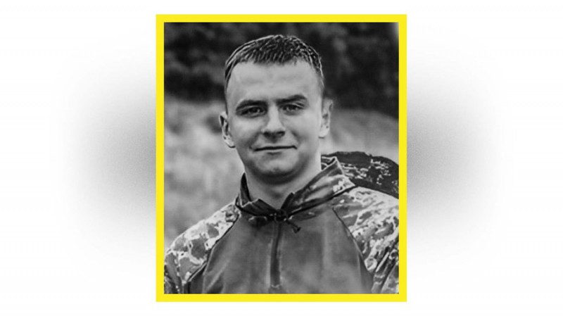 На Чернігівщині попрощалися з захисниками Олегом Гомоном, Станіславом Голубом, Ігорем Синицьким та Максимом Литвином