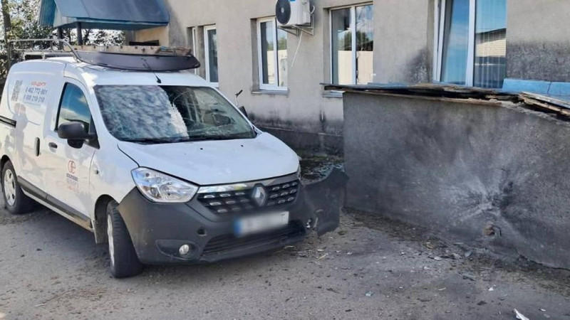 Війська РФ у Семенівці на Чернігівщині безпілотником поцілили у 52-річного співробітника електромереж