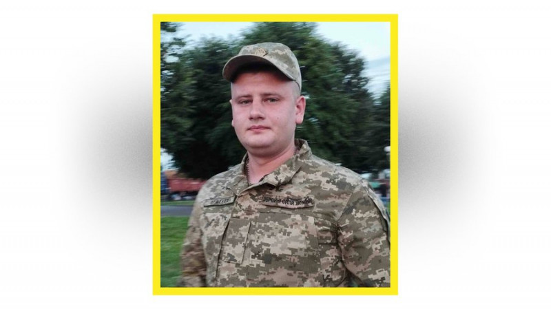 На Чернігівщині попрощалися із загиблими захисниками Владиславом Пушенком та Олександром Байбарацьким