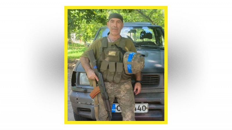 На Чернігівщині попрощалися з трьома захисниками України: Євгеном Сутулою, Ігорем Розсудовським та Миколою Примаком