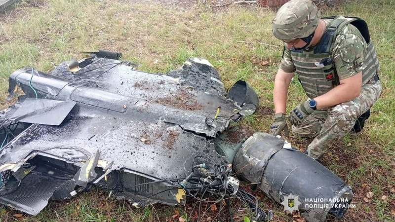 На Чернігівщині вибухотехніки знешкодили бойову частину збитого російського безпілотника