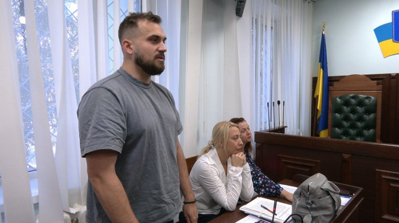Не зміг стягнути 1 млн грн, проте скасували постанову: у Чернігові ветеран частково виграв суд у патрульних