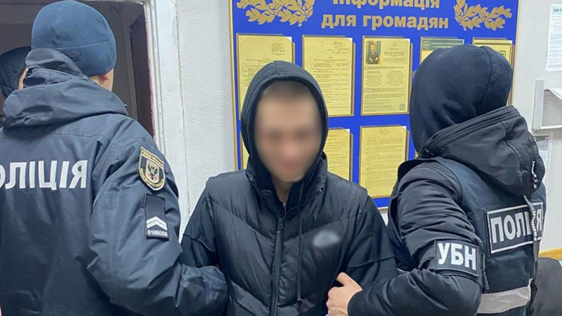 Купив наркотики, щоб їх збути: засуджений, якого звільнили для проходження військової служби, позбавили волі на 9 років