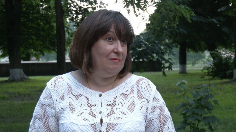 "Мене цькують на роботі": секретарка судових засідань на Чернігівщині заявила про мобінг. Що про це каже її керівництво