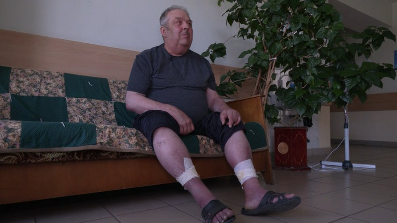 Ховають людей на городах, бо не можуть дістатись кладовища через обстріли РФ: як живуть у Грем'ячі на Чернігівщині