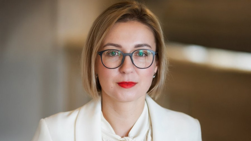Офіцер Віталій Седюк заявив про погрози від керівництва після допису відео поцілунку з партнером. Що кажуть у бригаді