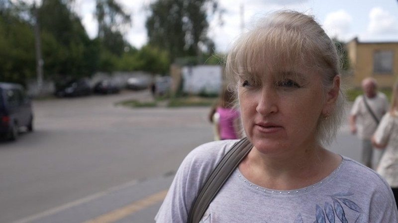 "Тут буде просто пательня": у Чернігові на вулиці Єськова спиляють понад 100 дерев через ремонт дороги