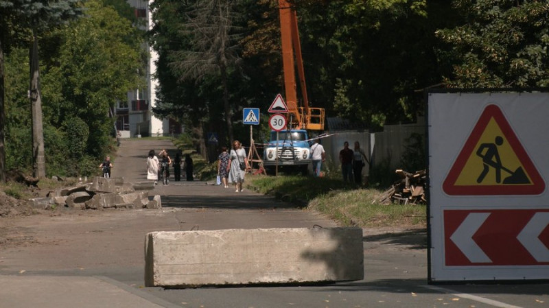 Планували майже 10 років: у Чернігові стартував капітальний ремонт дороги на вулиці Курсанта Єськова