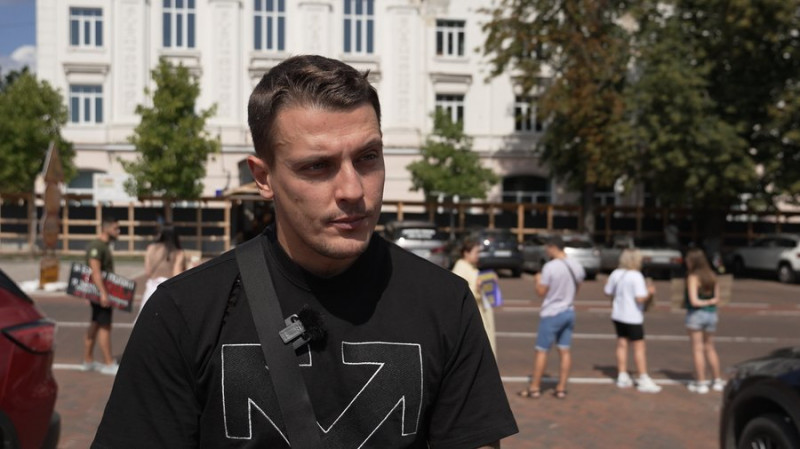 Витримав побиття, катування електрострумом, удушення, голод: як чернігівець адаптовується після російського полону